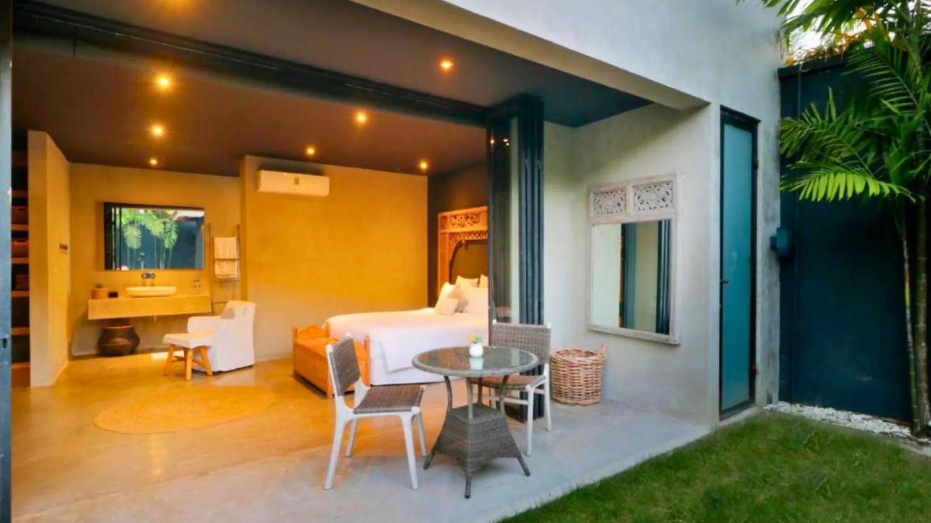 Saanvi 2 Bedroom Private Pool Villa Zn215 Canggu